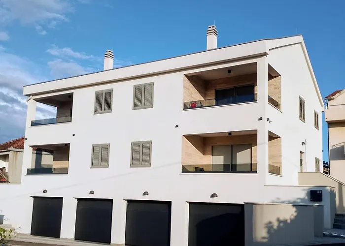 Puciko Apartman Murter